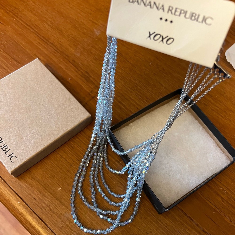 Banana republic necklace